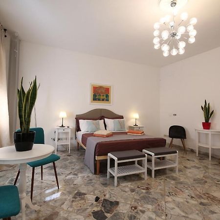 Cavour & Savoia Hotel Бари Екстериор снимка