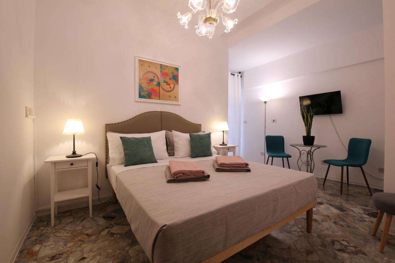 Cavour & Savoia Hotel Бари Екстериор снимка