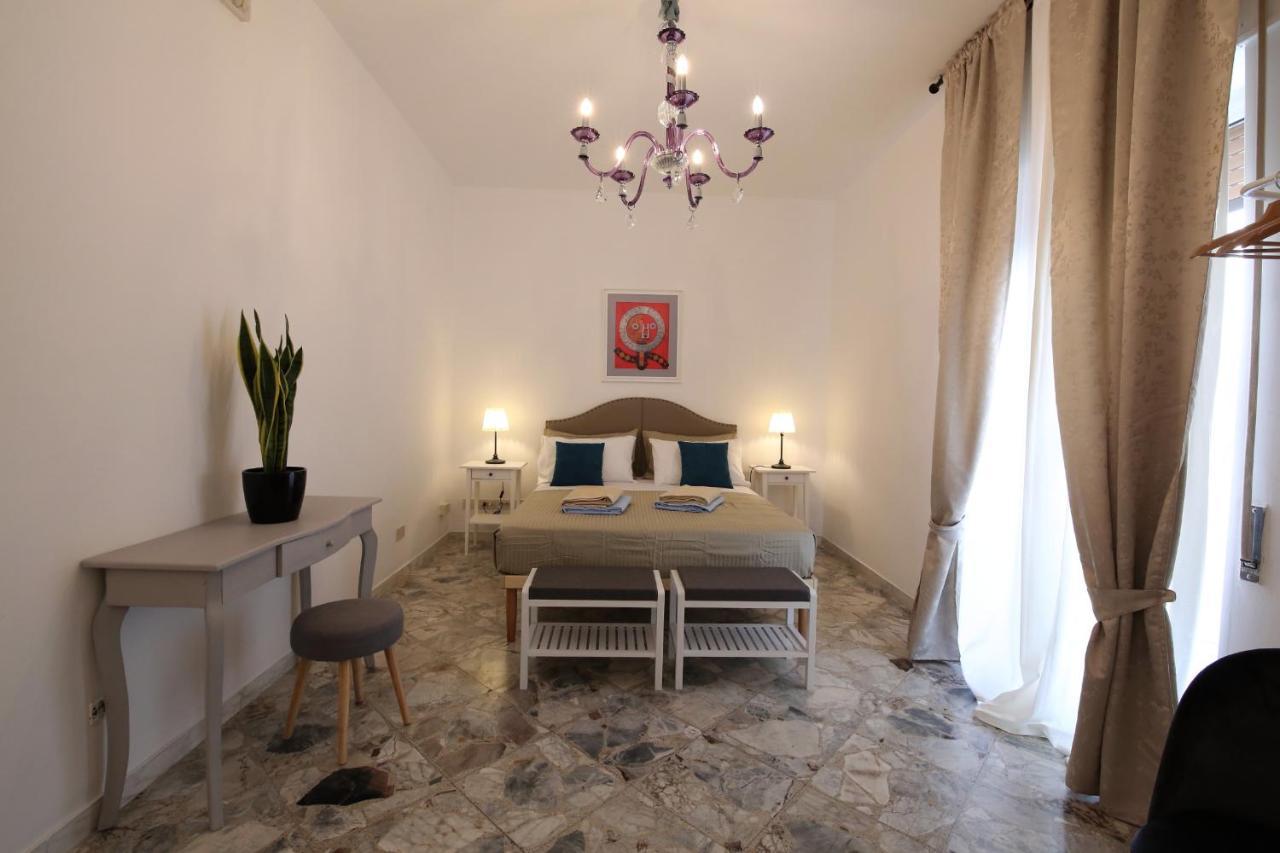 Cavour & Savoia Hotel Бари Екстериор снимка