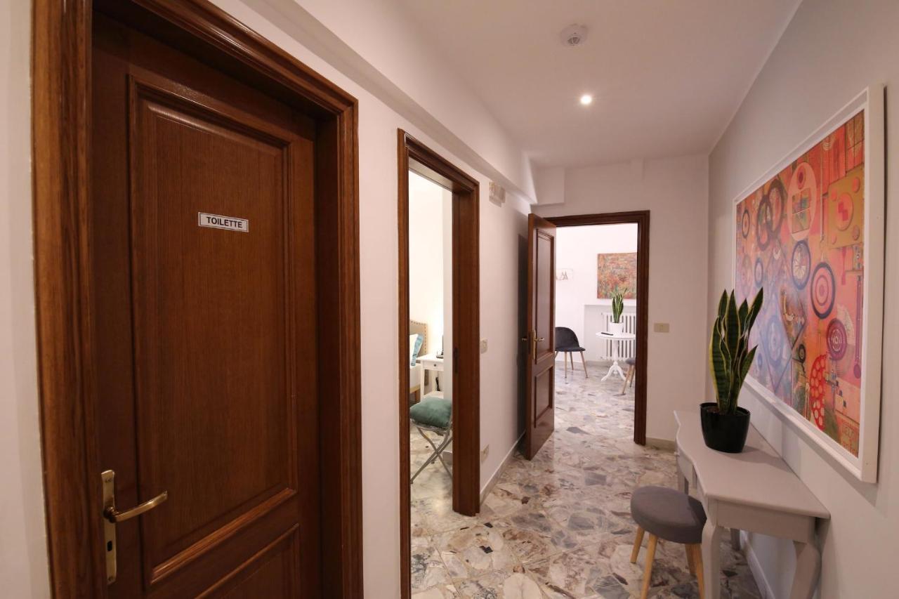 Cavour & Savoia Hotel Бари Екстериор снимка