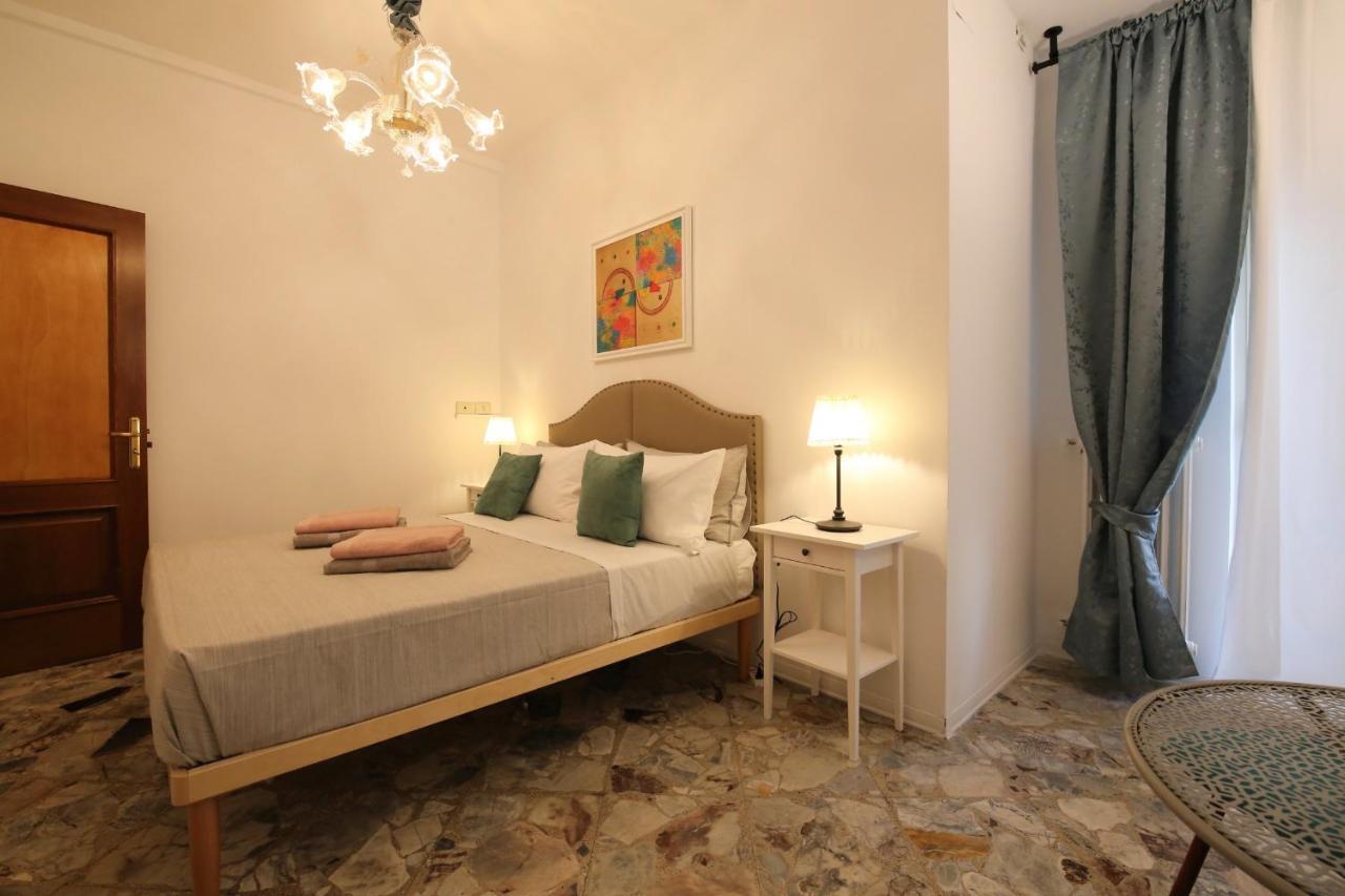 Cavour & Savoia Hotel Бари Екстериор снимка